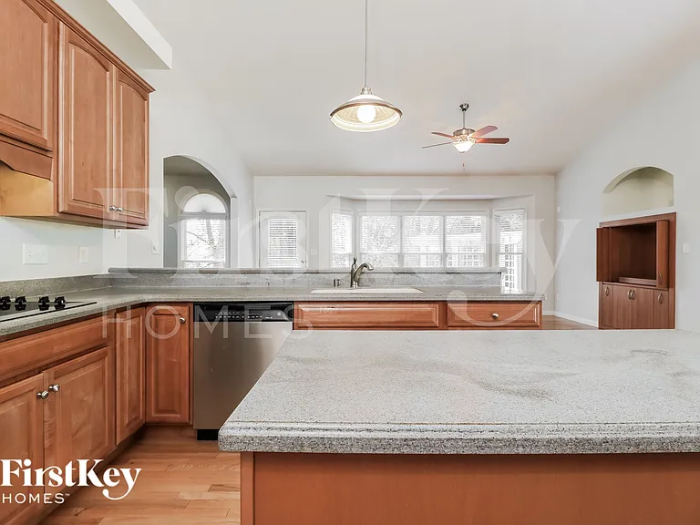 2 Stonecroft Ct — Photo 6