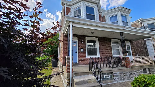 484 Shurs Ln Photo 1