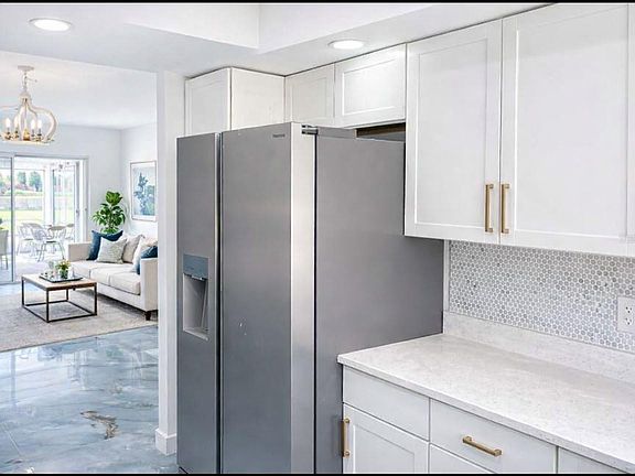 3rd image of 7043 New Post Dr APT 4