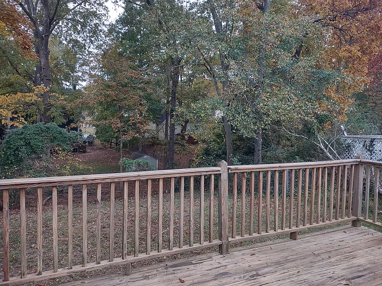 202 Hookston Way — Photo 22