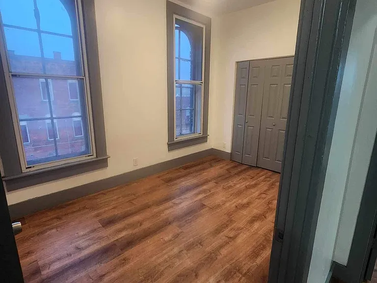 135 Central Ave #4 — Photo 20