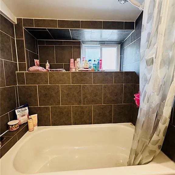 118 Kent St S #1 — Photo 4