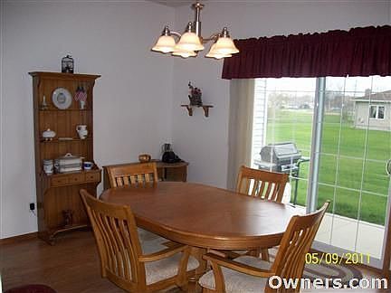 Dining Area/Sliding Glass Doors to Patio