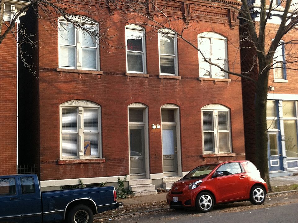 1st image of 2324-2326 S 9th St