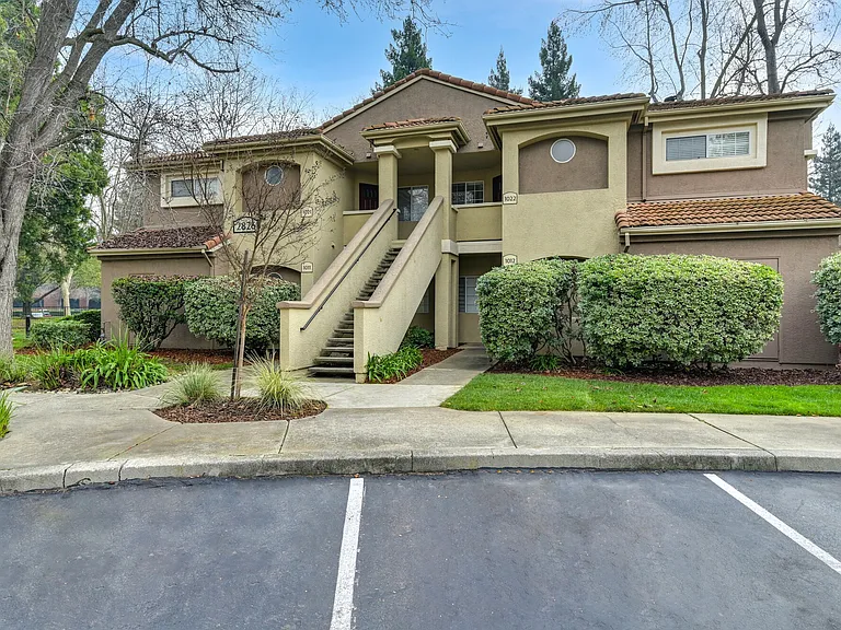 Adagio Apartment Homes — Photo 39