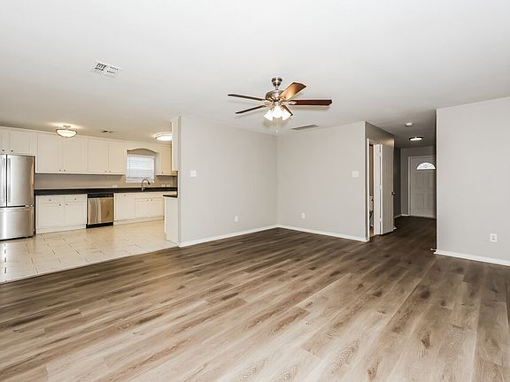 5th image of 6945 Meadow Way Ln