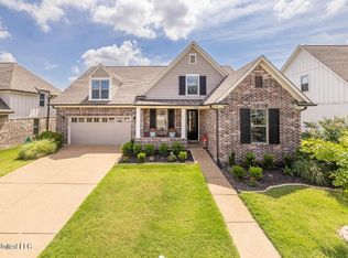 9545 Edgewater Cv, Olive Branch, MS 38654