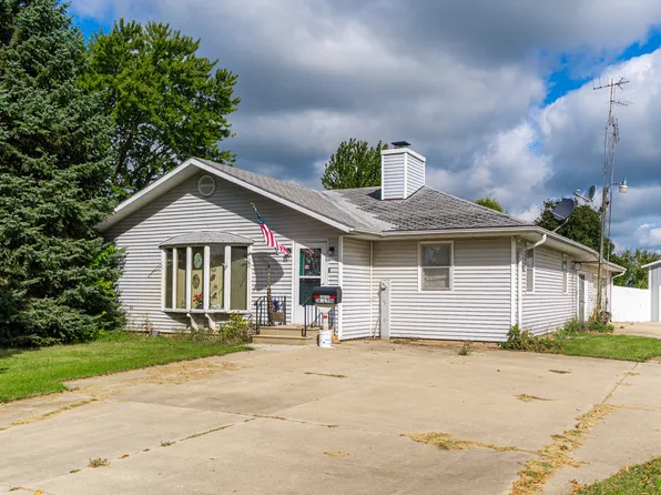 50W762 Ramm Rd, Maple Park, IL 60151