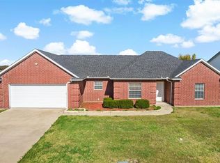 300 Autry Blvd, Gunter, TX 75058