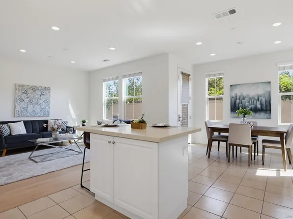 16055 Veridian Cir, San Diego, CA 92127