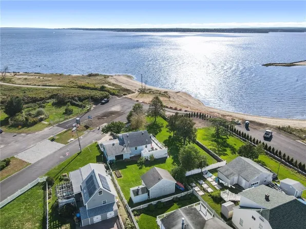 31 Strand Ave, Warwick, RI 02889