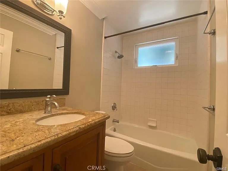 1111 Lake St #1/2 — Photo 7
