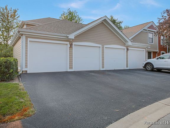 2nd image of 380 Heather Ct APT A1
