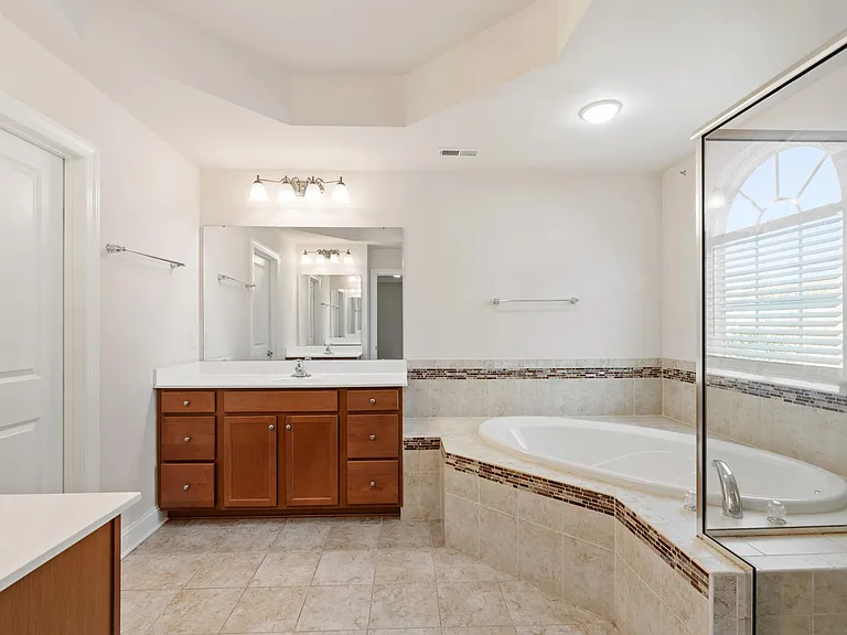 2707 Abruzzo Dr — Photo 30
