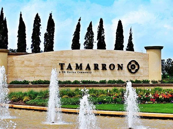 With this beautiful neighborhood entrance (accented by the fountain surrounded by vibrant flora) your guests are sure to come and go in awe and will always be looking forward to their next visit!