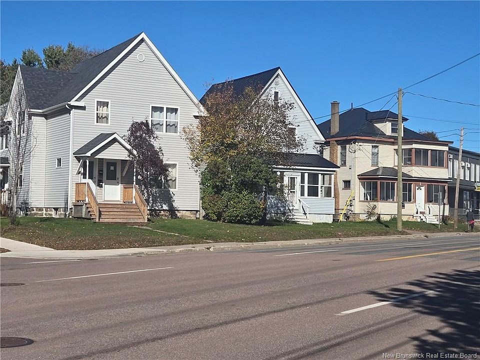 1st image of 1387 Main St #1411