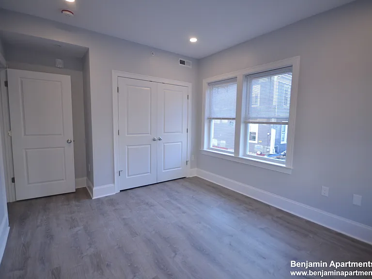 120 Kenrick St #15 — Photo 17