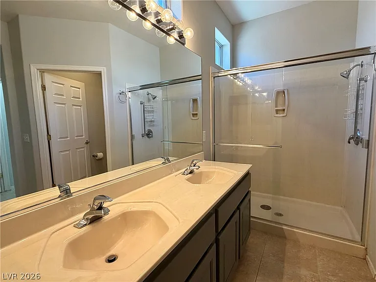2895 Maffie St — Photo 24