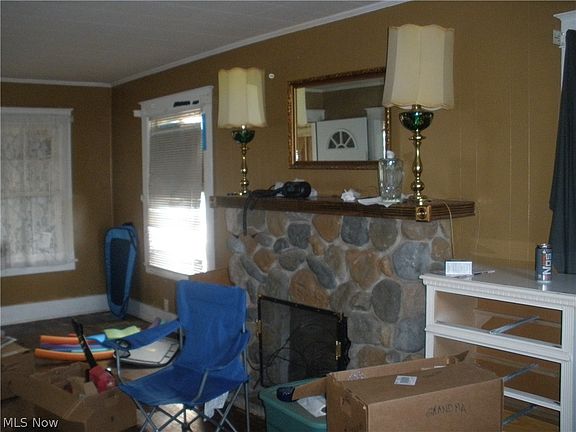 4th image of 546 E Prospect St