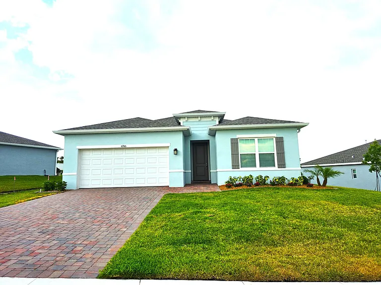 6746 Rumine Cir — Photo 1