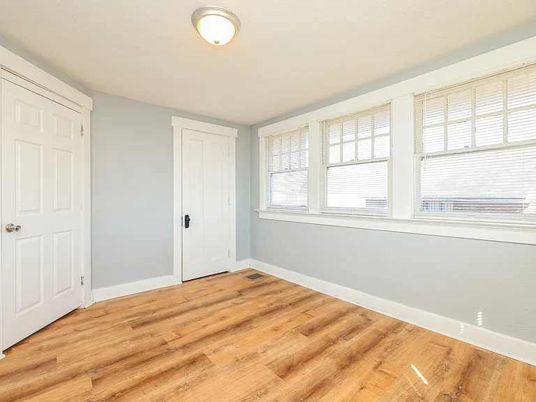 113 W Parkwood Dr #113 — Photo 13
