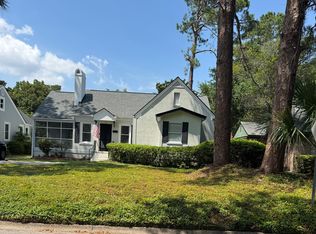 630 Columbus Dr, Savannah, GA 31405