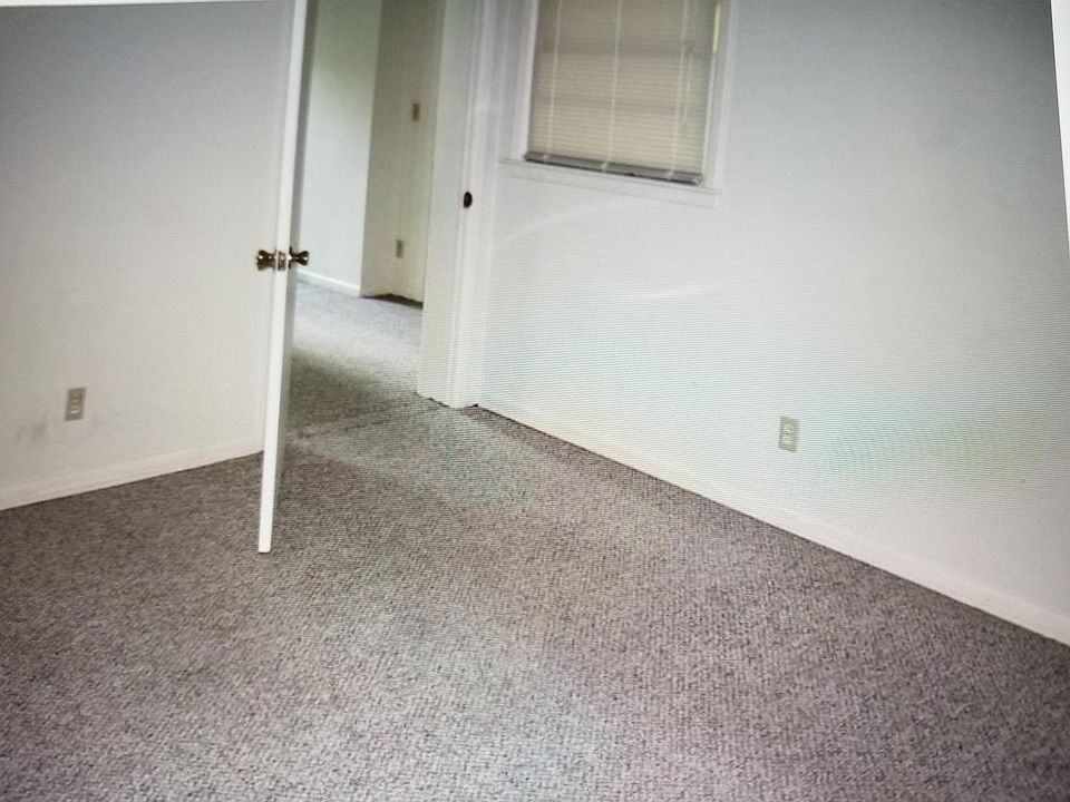 2nd image of 66 Greenwood Cir