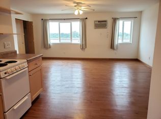 1875 W Pine St #11282522, Baraboo, WI 53913