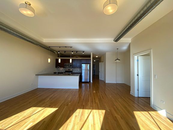2nd image of 2778 N Milwaukee Ave APT 301