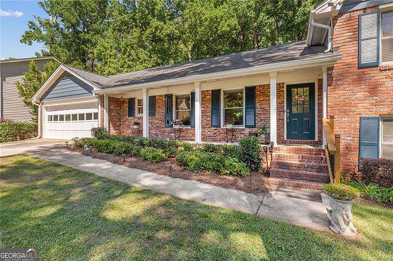 1st image of 3053 Terramar Dr