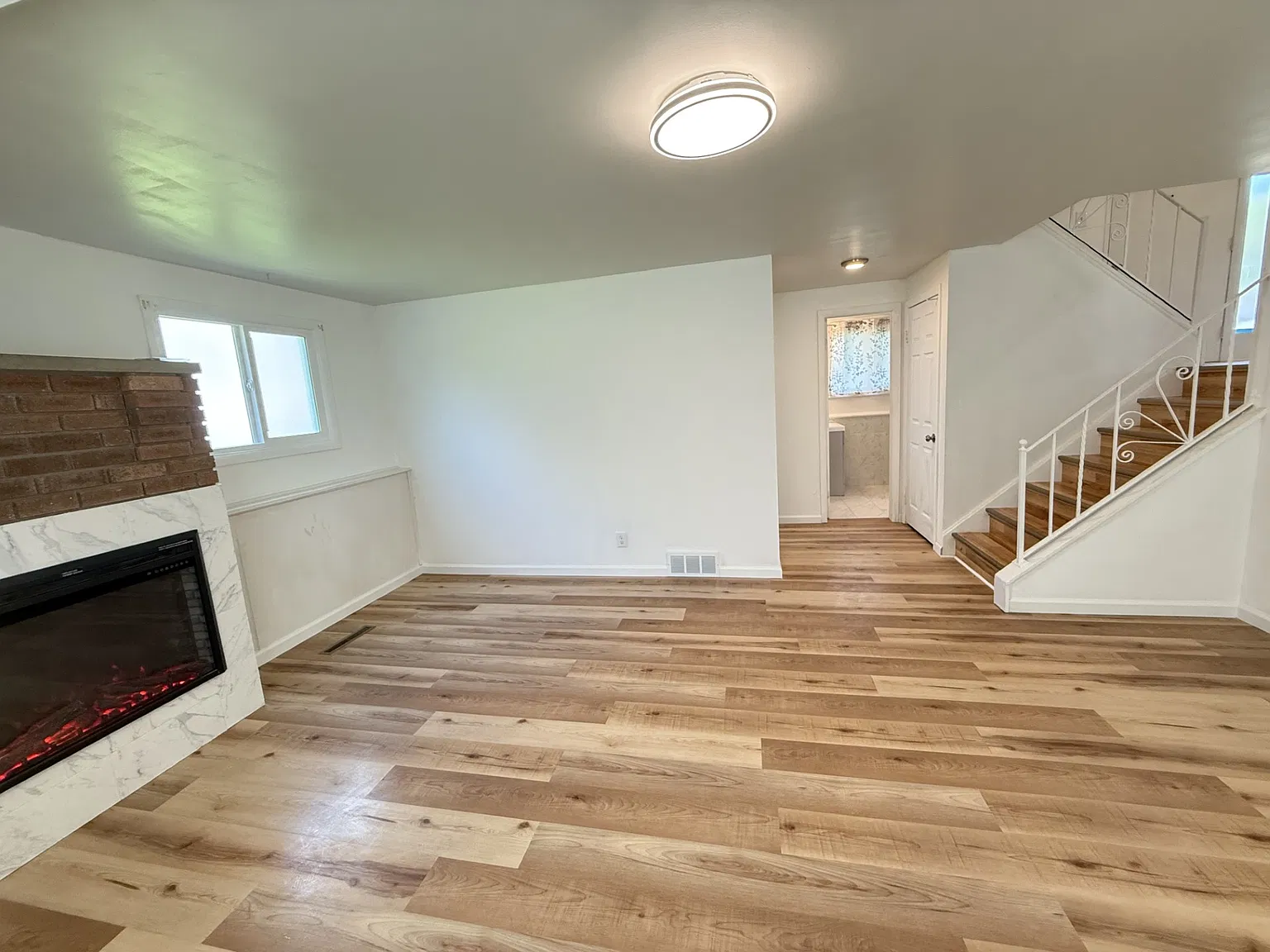 4 bed, 1584 sqft, $2,950 — Photo 4