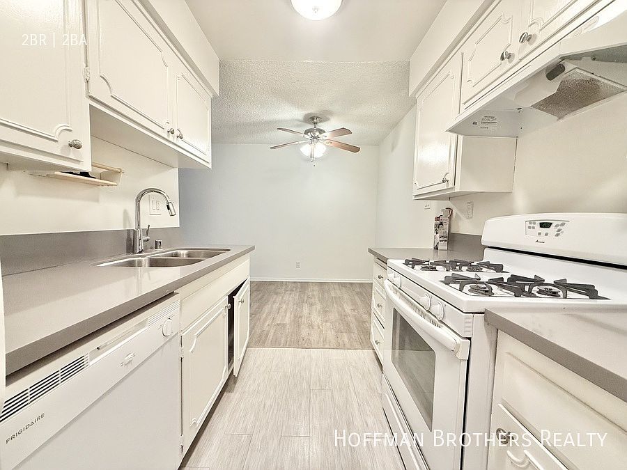 1st image of 1221 Amherst Ave APT 1
