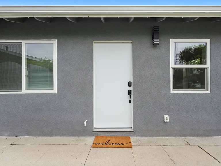 6641 Dannyboyar Ave — Photo 4