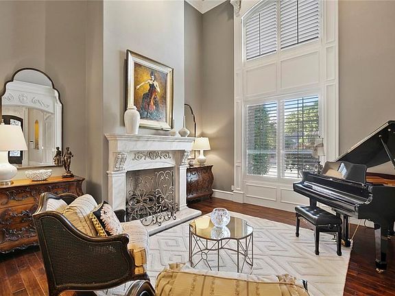 3rd image of 1201 Clubhouse Ct