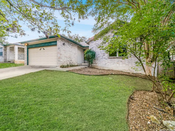 4810 LIMESTONE WELL DR, San Antonio, TX 78247