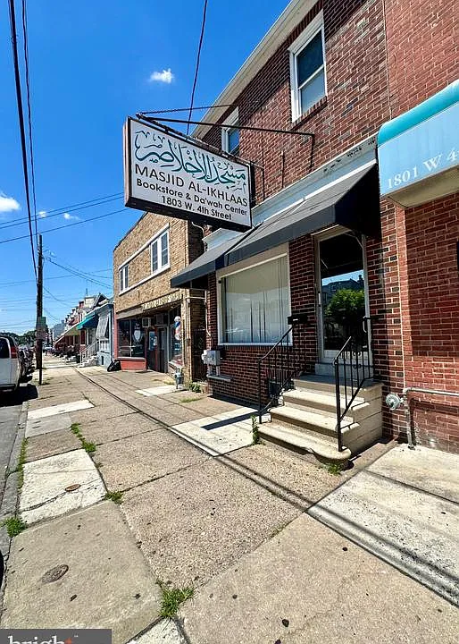 1803 W 4th St