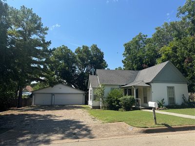 713 W Bridge St, Weatherford, TX, 76086