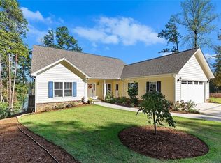 402 Hillandale Rd, Seneca, SC 29672