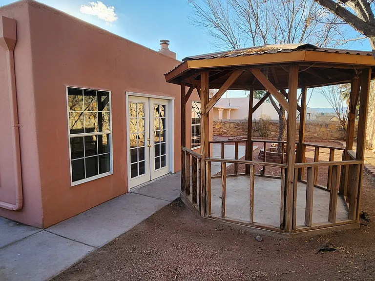 675 Cedardale Loop — Photo 31