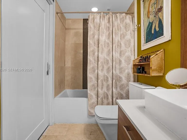 601 NE 27th St #1505 — Photo 16