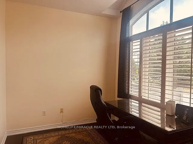 3 Lindyfalls Dr #UPPER LEVEL — Photo 6