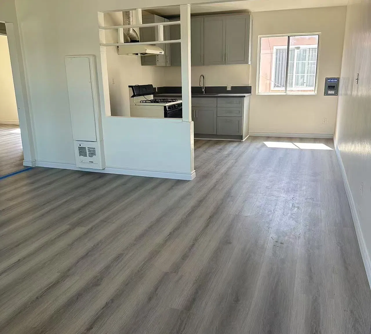 2 bed, 900 sqft, $2,500 — Photo 3