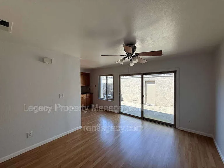 339 Bridge Pl — Photo 20