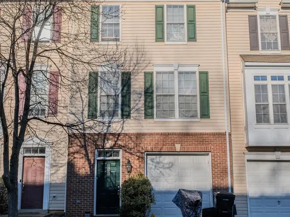 816 Fairview Village Ct, Culpeper, VA 22701