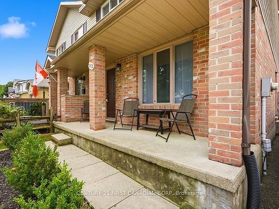 2nd image of 212 Martinet Ave