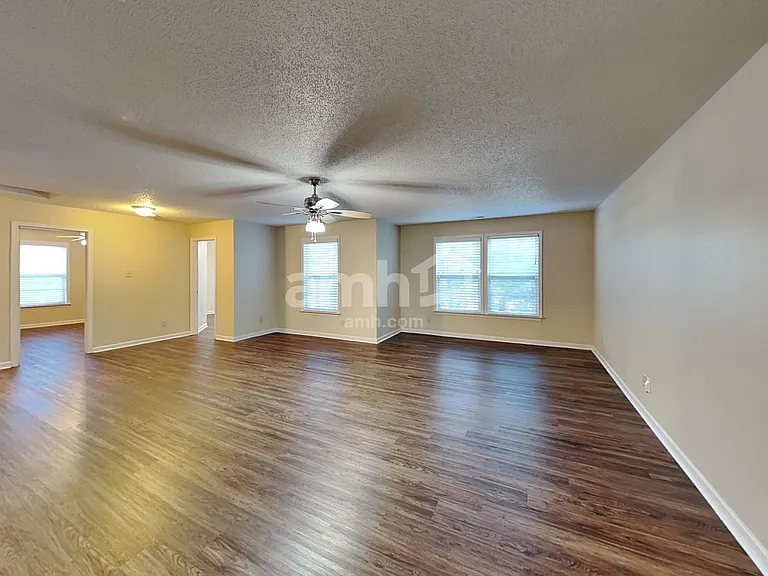5631 Hammermill Dr — Photo 9