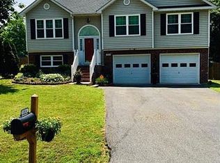 10804 Peach Tree Dr, Fredericksburg, VA 22407