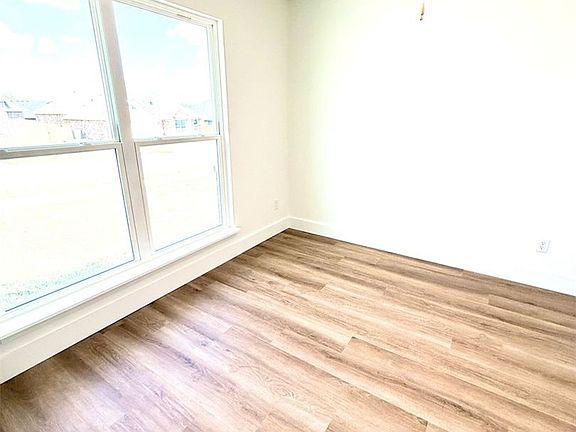 2nd image of 5069 Elk Valley Ave