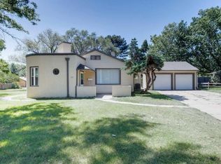 155 S Ridgewood Dr, Wichita, KS 67218