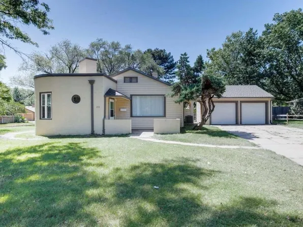 155 S Ridgewood Dr, Wichita, KS 67218